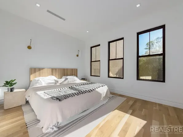 16 Goodwin Place image 12 of 23