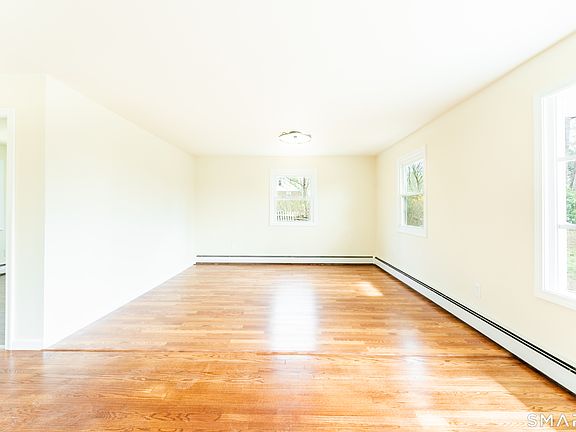 3rd image of 178 Darby Road