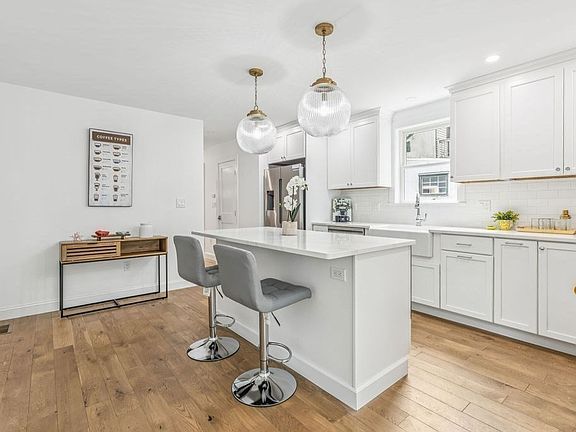 5th image of 123 Nottinghill Rd #1