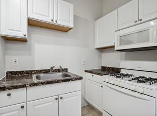 212 N 52nd St #3F, Philadelphia, PA 19139