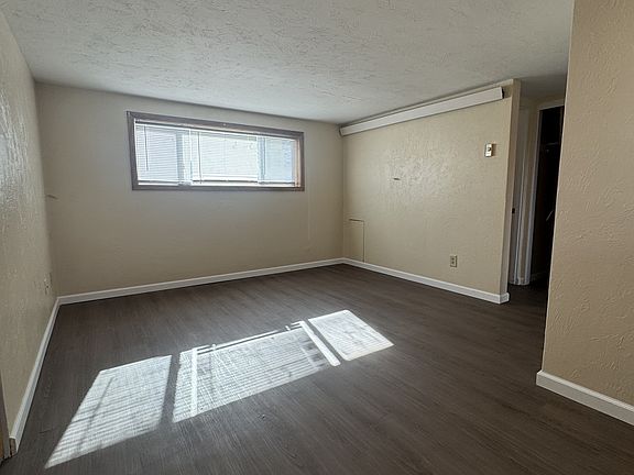 2nd image of 714 W 10th St #11458131