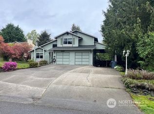 18612 73rd St E, Bonney Lake, WA