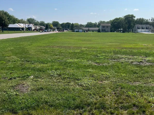 105 & 107 Harrison St N, Lake Benton, MN 56149