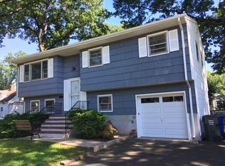 9 W Grove W St, Fords, NJ 08863