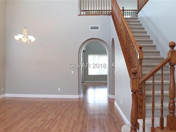 3rd image of 952 San Carlos Creek Ln