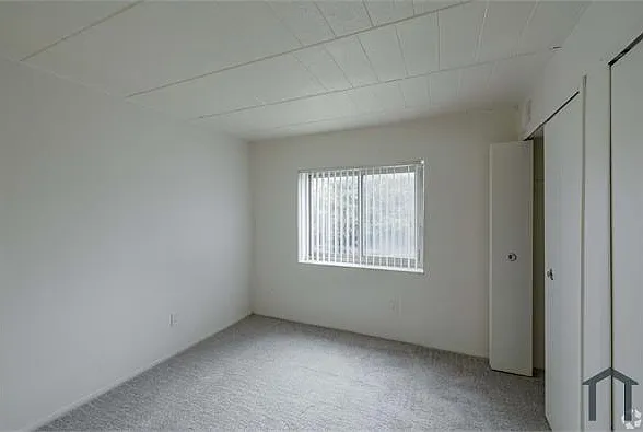 27600 Franklin Rd — Photo 5