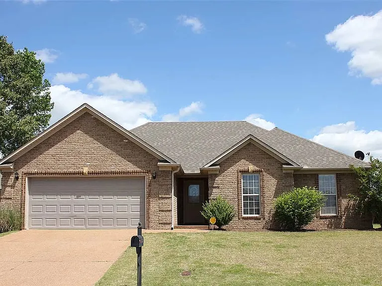 82 Grove Hill Ln — Photo 45