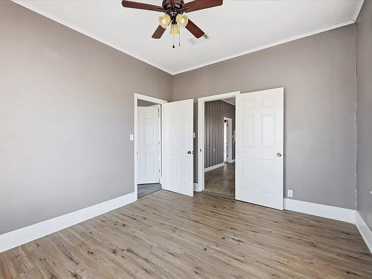 2399 North St — Photo 11