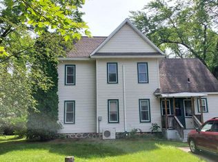 315 E Main St, Coloma, WI 54930