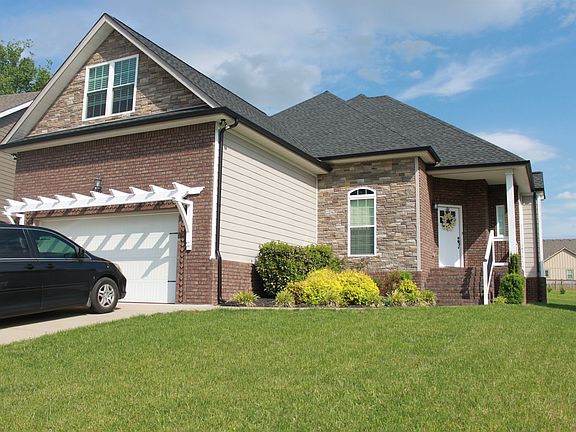 2nd image of 2182 Fairfax Dr