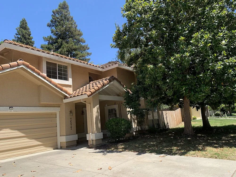 7577 Sailfish Way photo 1