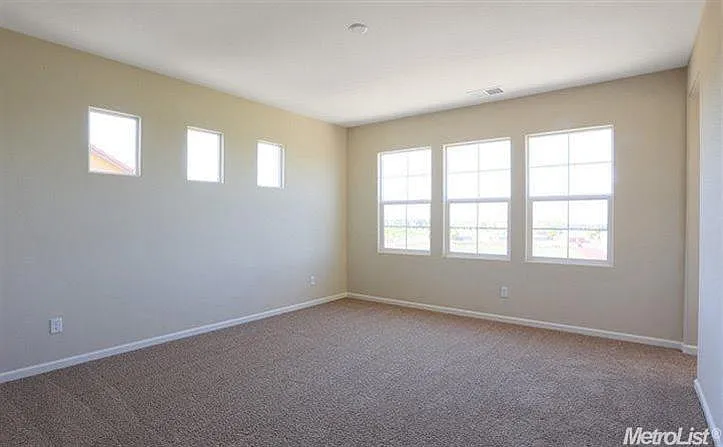 872 Calico Dr — Photo 7