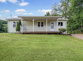 6395 Tuscarawas Rd, Midland, PA 15059