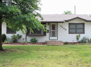 2446 S Oak St, Wichita, KS 67217