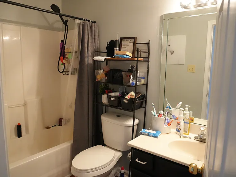 2100 Stonewood Ln — Photo 17