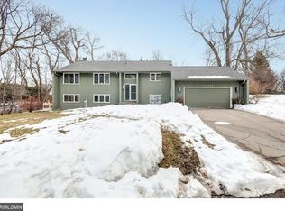 112329 Chatfield Ct, Chaska, MN 55318
