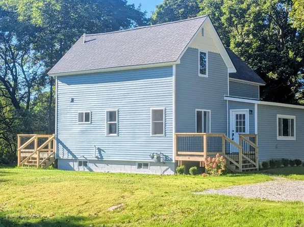 745 Sunnyside Dr, Cadillac, MI 49601