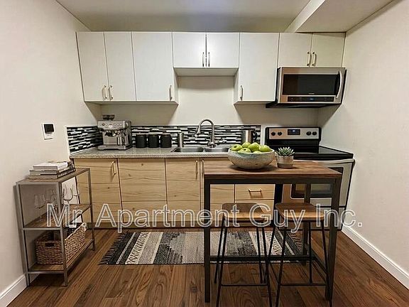 2nd image of 28 Foxacre Row #2