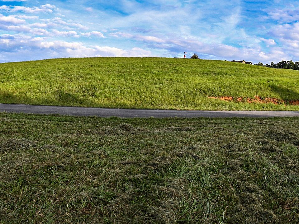 1st image of 47 Mill Dr #47