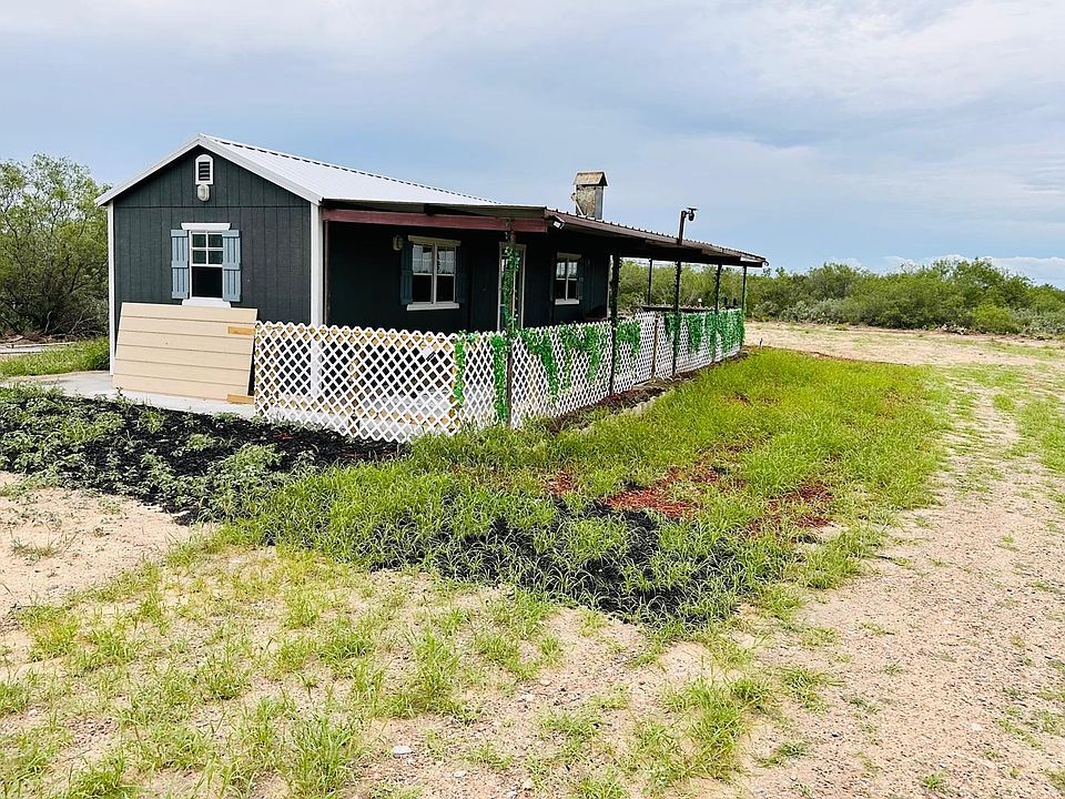 1st image of Acres 27.92 Zapata Hwy