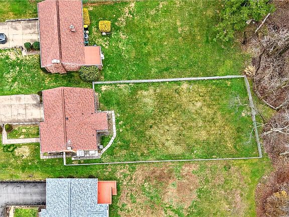 5th image of 396 Broughton Rd