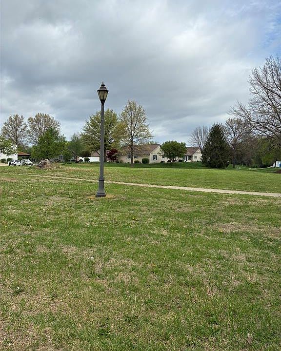 1st image of 26th St