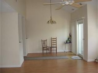 5 Ascot Ln #5, Uxbridge, MA 01569