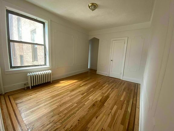 5th image of 28-23 42nd St #C1