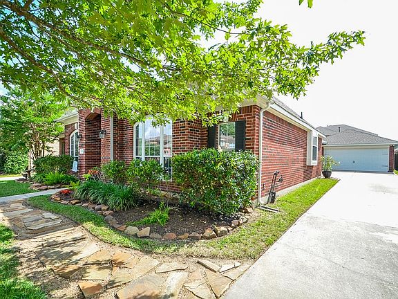 2nd image of 19511 Brittany Creek Dr