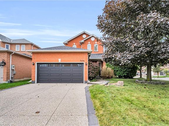 3rd image of 7404 Davemark Ct #10