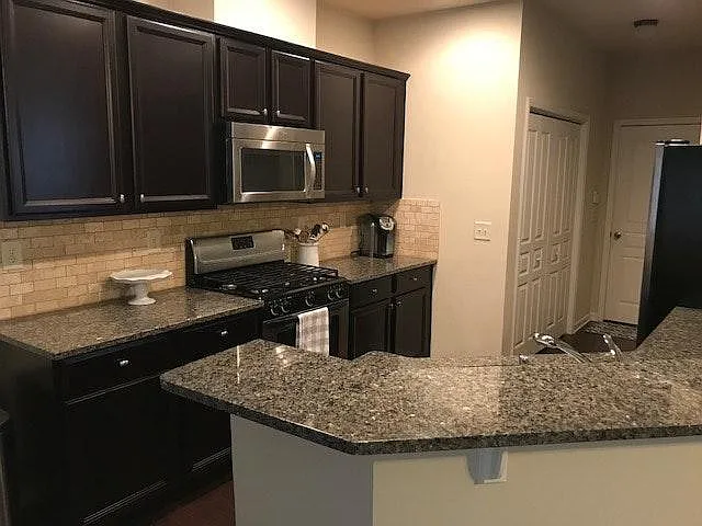 930 Township Cir — Photo 23