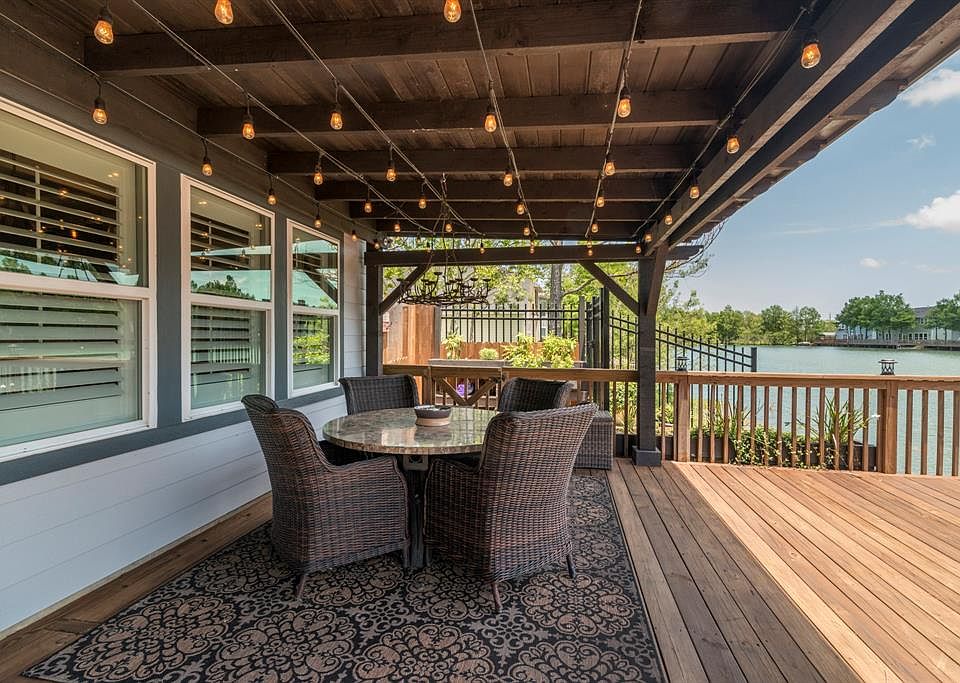 Your own oasis in your back yard. One of the 3 covered areas on the back deck.