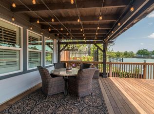 1118 Lakeview Bend Ln, Kemah, TX 77565