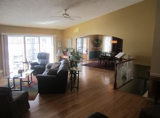 5332 S Fairfax Ct, South Bend, IN