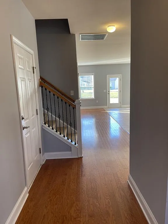 2537 Greenbank Drive — Photo 3