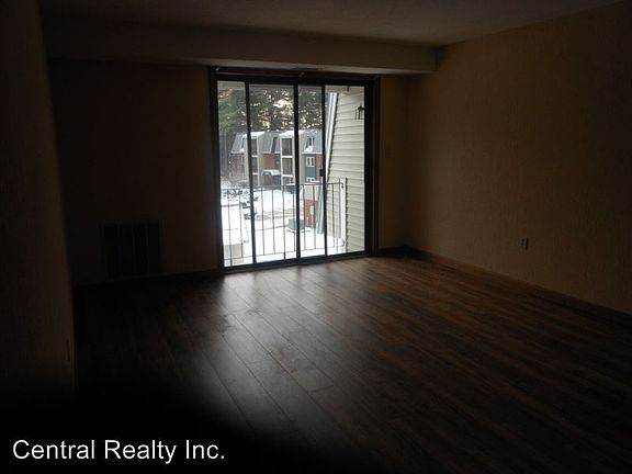 4th image of 3 Roedean Dr APT 304