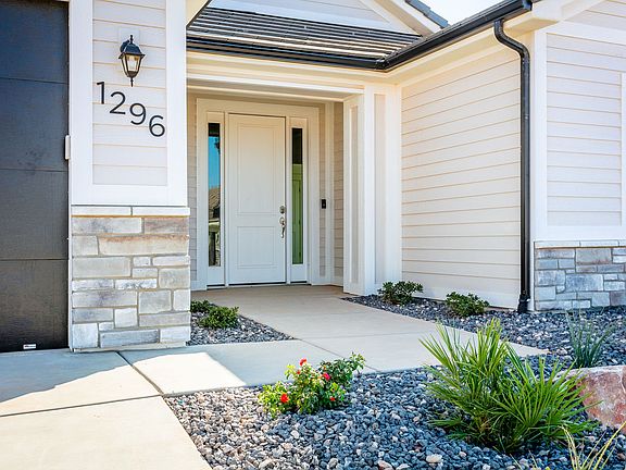 2nd image of 4662 Luke Dr #Ipsrlg