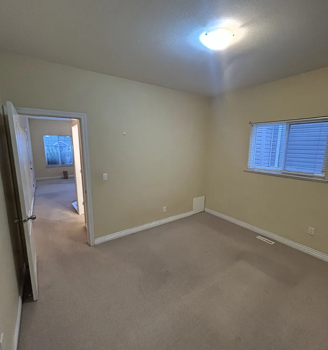 1 bed, 10 sqft, $1,100 — Photo 4