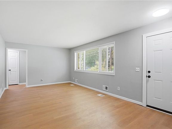 3rd image of 2043 Claude St NW