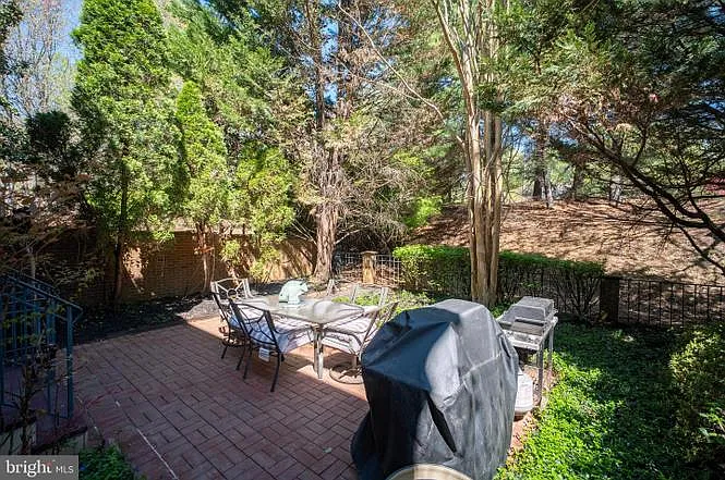 7809 Hidden Meadow Ter — Photo 39