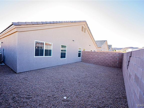 4th image of 705 Vista Grande Dr