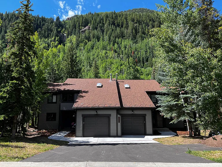 4150 Columbine Dr — Photo 5