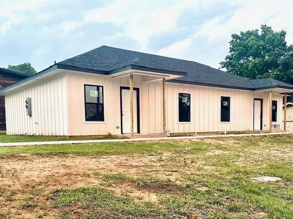 1235 E Houston St NE, Paris, TX 75460
