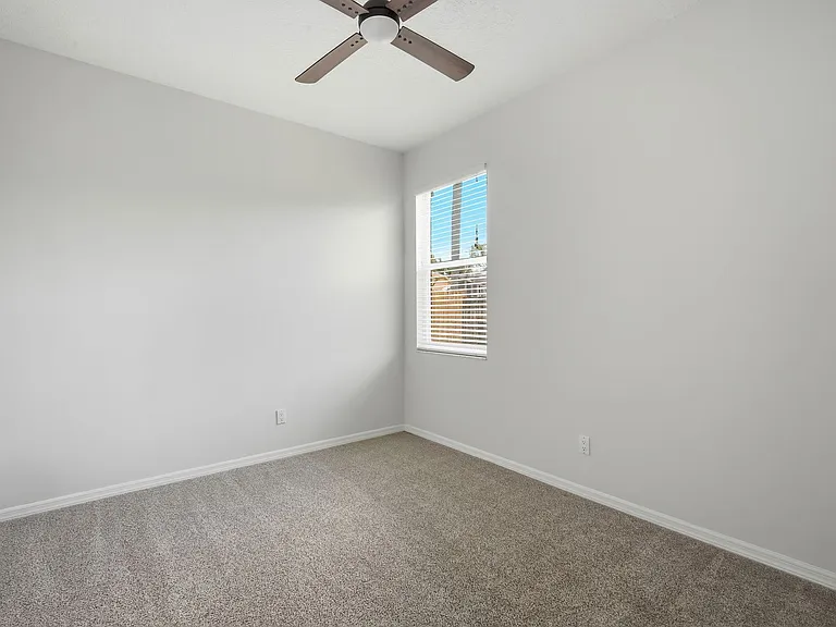 9810 Bennington Dr — Photo 18