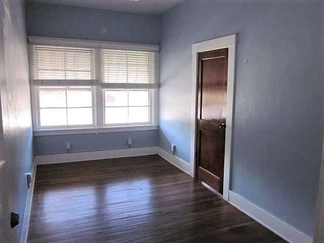 604 E University Blvd — Photo 9