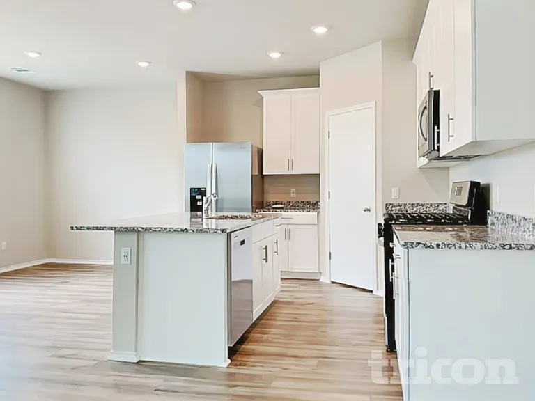 5121 Saddle Club Dr — Photo 5