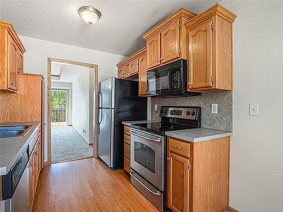 5th image of 1225 NW Ashley Ln