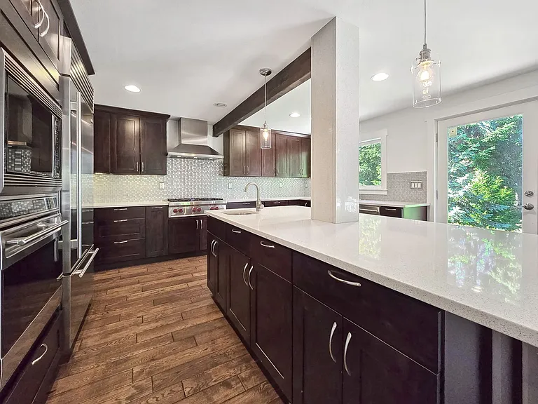 10058 NE 29th Pl — Photo 6