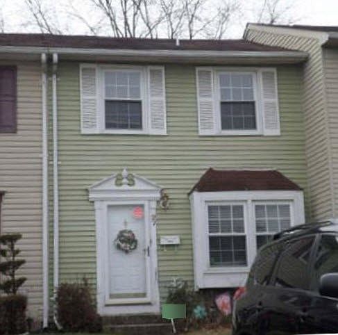 2nd image of 27 Guinevere Ct