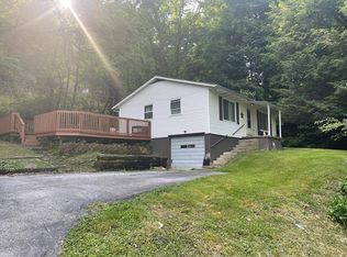 92 Oakland Park Rd, Vanceburg, KY 41179